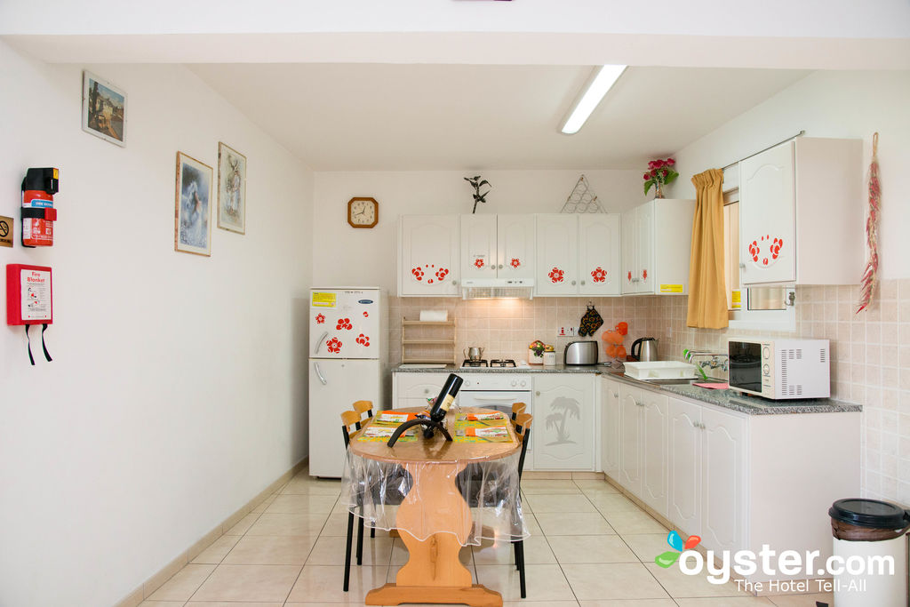 two-bedroom-apartment-v4871918-1024